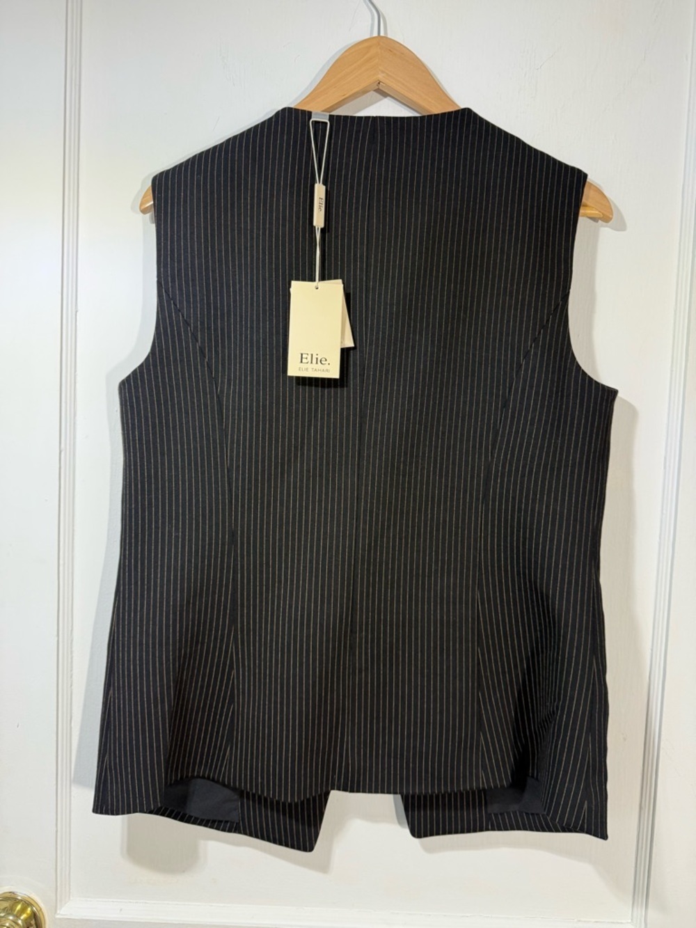 Elie Tahari Black and Gold Pinstripe Vest - Picture 5 of 6